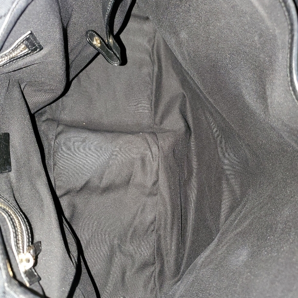 Authentic Gucci Pelham Handbag - Picture 12 of 16